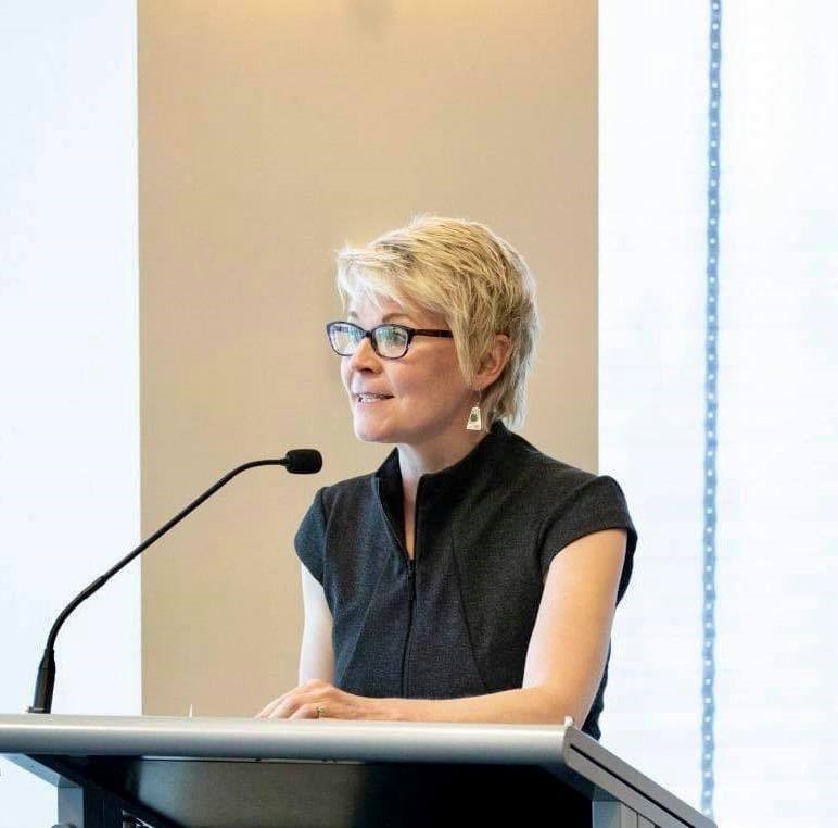 Jo Elfving-Hwang profile photo